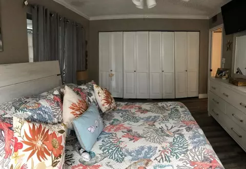 97 Markham E, Deerfield Beach, FL 33442 photo 16