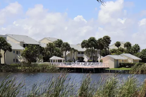 5567 NE Gulfstream Way, Stuart, FL 34996 photo 18
