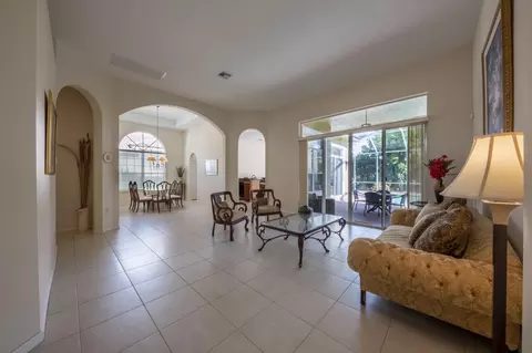 459 Pine Tree Ct, Atlantis, FL 33462 photo 11