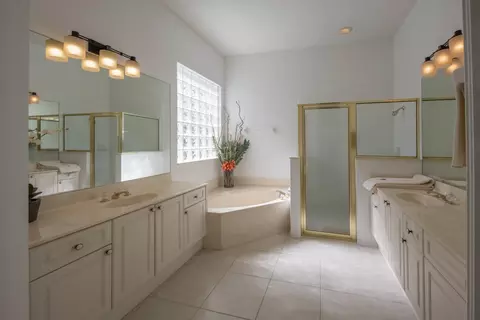 459 Pine Tree Ct, Atlantis, FL 33462 photo 12