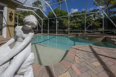 459 Pine Tree Ct, Atlantis, FL 33462 photo 45