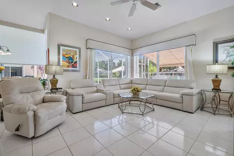 113 N River Dr E, Jupiter, FL 33458 photo 9