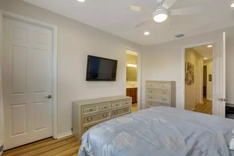 540 SW Glen Crest Way, Stuart, FL 34997 photo 25