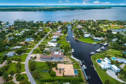 2376 NW Fork Rd, Stuart, FL 34994 photo 2