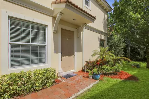 3075 SW Otter Ln, Stuart, FL 34997 photo 2
