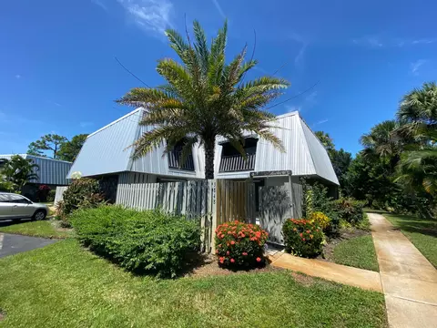 3848 SE Jefferson St, Stuart, FL 34997 photo 1