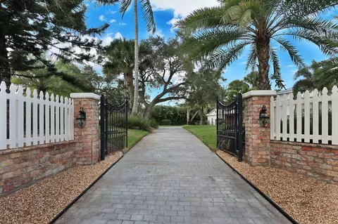 3823 SE Jefferson St, Stuart, FL 34997 photo 12