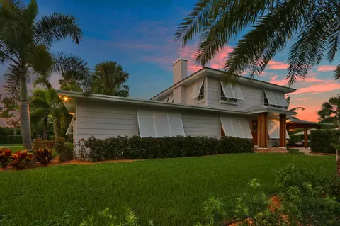 3823 SE Jefferson St, Stuart, FL 34997 photo 1