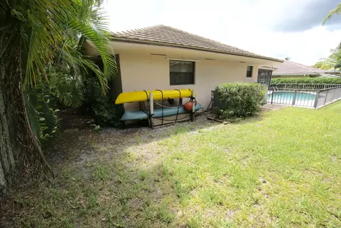 11 Pinehill Trl E, Tequesta, FL 33469 photo 18