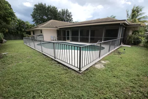 11 Pinehill Trl E, Tequesta, FL 33469 photo 17