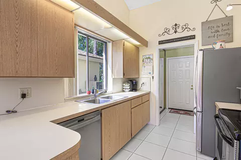 361 River Edge Rd, Jupiter, FL 33477 photo 4