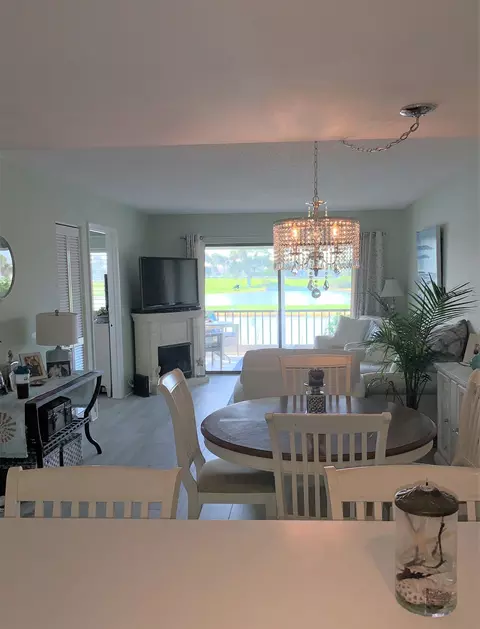 5585 NE Gulfstream Way, Stuart, FL 34996 photo 5