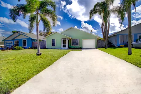 5797 SE Tangerine Blvd, Stuart, FL 34997 photo 1