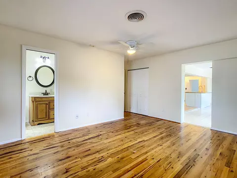 1092 SE Madison Ave, Stuart, FL 34996 photo 14