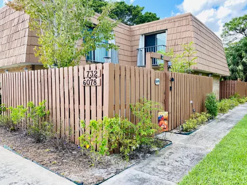 6078 SE Riverboat Dr, Stuart, FL 34997 photo 1