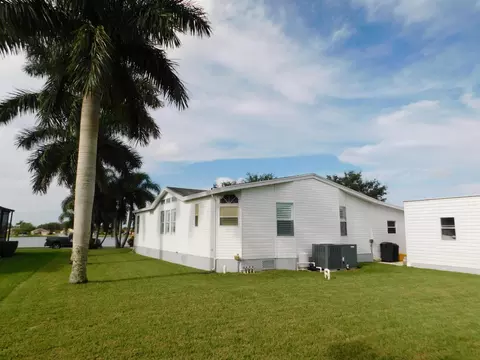 8925 SW Chevy Cir, Stuart, FL 34997 photo 7