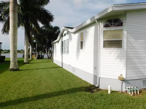 8925 SW Chevy Cir, Stuart, FL 34997 photo 8