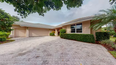 1401 SE Brewster Pl, Stuart, FL 34997 photo 4