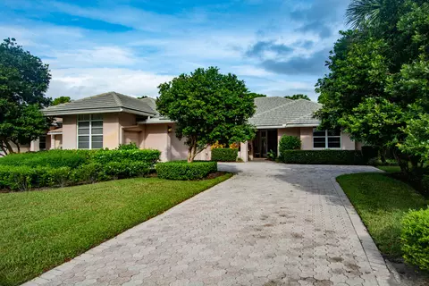 1401 SE Brewster Pl, Stuart, FL 34997 photo 2