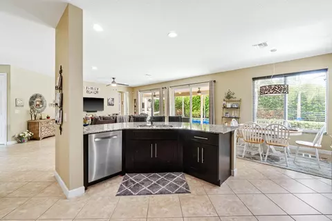 720 SW River Bend Cir, Stuart, FL 34997 photo 17