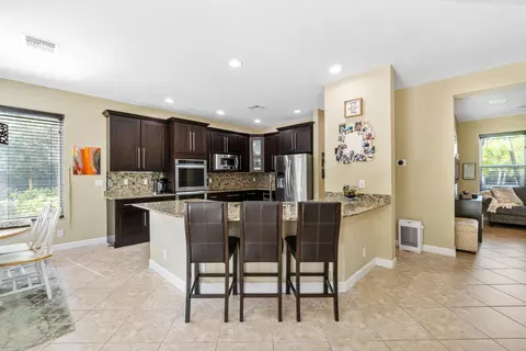 720 SW River Bend Cir, Stuart, FL 34997 photo 15
