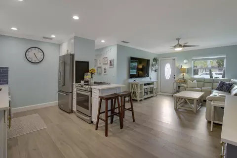 699 Cree St, Jupiter, FL 33458 photo 7