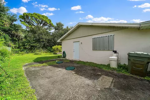 550 SW Manor Dr, Stuart, FL 34994 photo 23