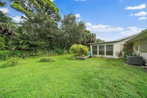 550 SW Manor Dr, Stuart, FL 34994 photo 24