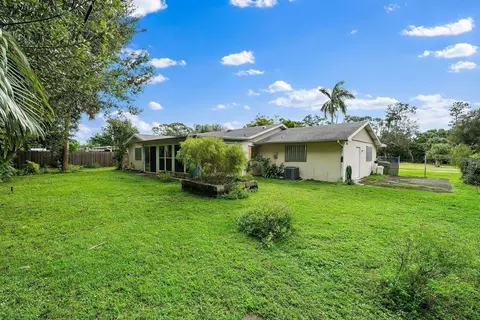550 SW Manor Dr, Stuart, FL 34994 photo 25