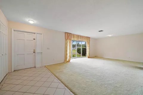 550 SW Manor Dr, Stuart, FL 34994 photo 3