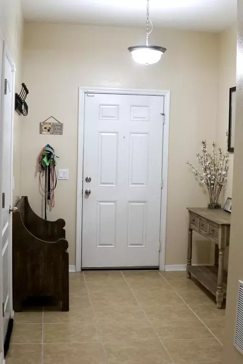 4037 Eternity Cir, Saint Cloud, FL 34772 photo 2
