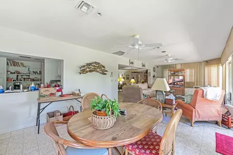 535 Forestview Dr, Atlantis, FL 33462 photo 9