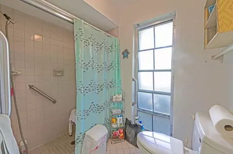 535 Forestview Dr, Atlantis, FL 33462 photo 18