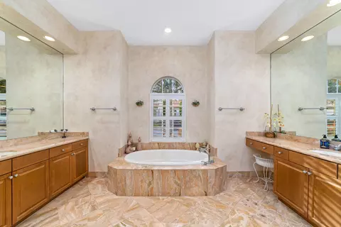 105 Santander Dr, Jupiter, FL 33458 photo 25