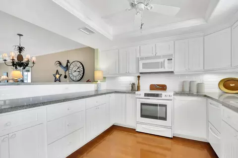 100 Waterway Rd #E205, Tequesta, FL 33469 photo 4