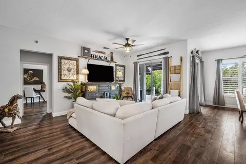 706 Warren Dr, Jupiter, FL 33458 photo 5