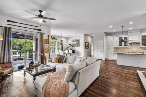 706 Warren Dr, Jupiter, FL 33458 photo 10