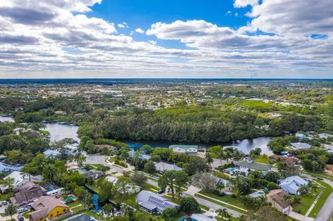 706 Warren Dr, Jupiter, FL 33458 photo 26