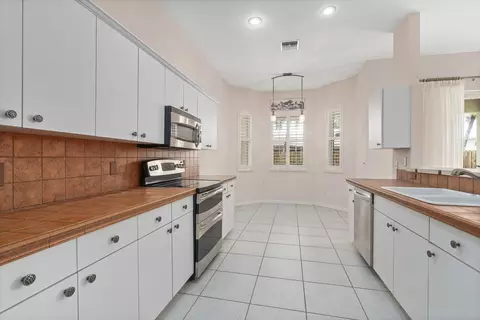 5606 SE Matousek St, Stuart, FL 34997 photo 10