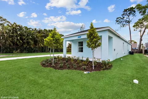 5974 SE Wilsie Dr, Stuart, FL 34997 photo 2