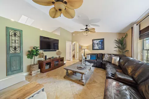 16366 127th Dr N, Jupiter, FL 33478 photo 4