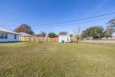 405 SE 3rd St, Okeechobee, FL 34974 photo 7