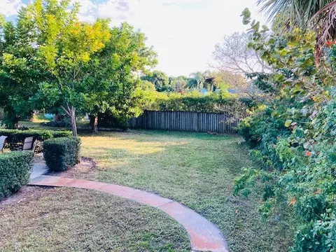 620 SE 5th St SE, Stuart, FL 34994 photo 8