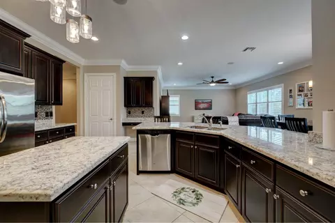 7127 SE Pierre Cir, Stuart, FL 34997 photo 14