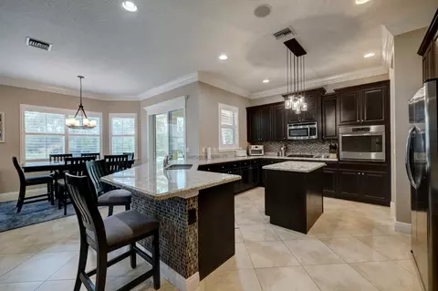 7127 SE Pierre Cir, Stuart, FL 34997 photo 11