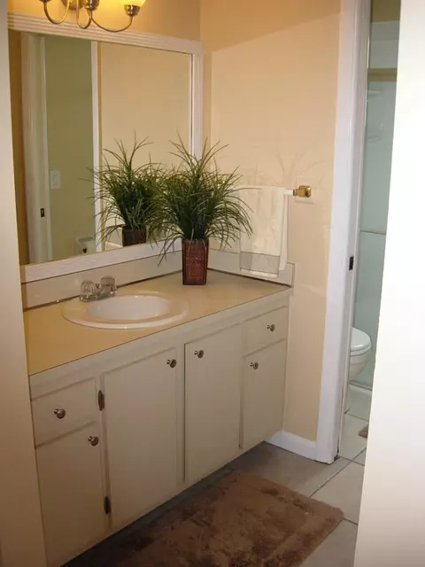 165 Greentree Cir, Jupiter, FL 33458 photo 9