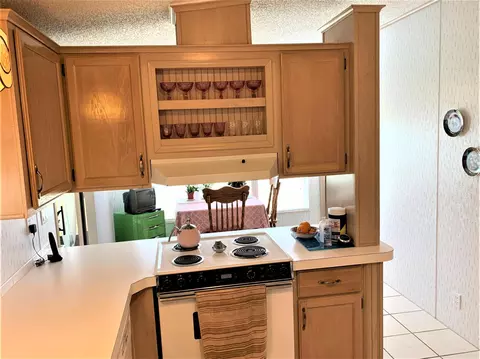 2499 SW Olds Pl, Stuart, FL 34997 photo 5