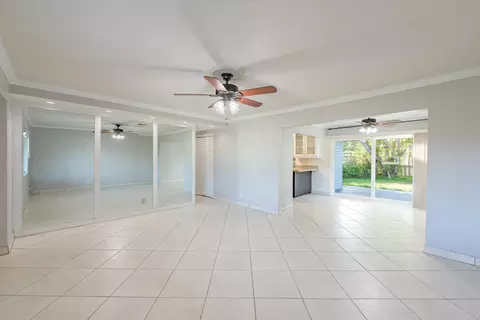 2375 NE 9th St, Pompano Beach, FL 33062 photo 9