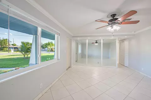2375 NE 9th St, Pompano Beach, FL 33062 photo 8
