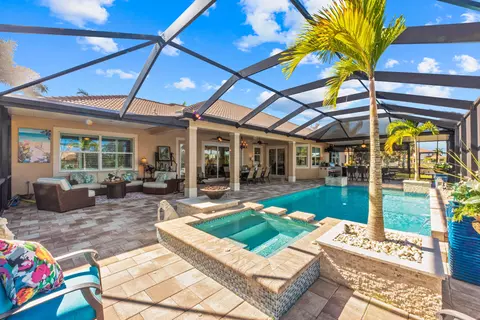 6820 SE Pierre Cir, Stuart, FL 34997 photo 9